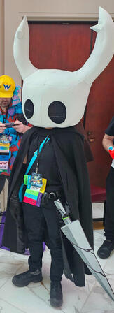 Hollow Knight cosplay for Magfest 2026
